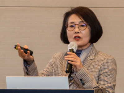 Dr. In-sill Yi 이미지